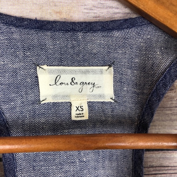 Lou & Grey | Linen Blend Chambray Drawstring Dress - Picture 4 of 7